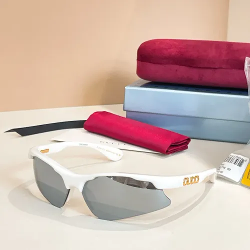 Gucci AAA Quality Sunglasses #1435785 $64.00 USD, Wholesale Replica Gucci AAA Quality Sunglasses