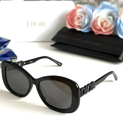 Christian Dior AAA Quality Sunglasses #1436198