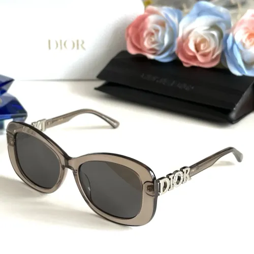 Christian Dior AAA Quality Sunglasses #1436200