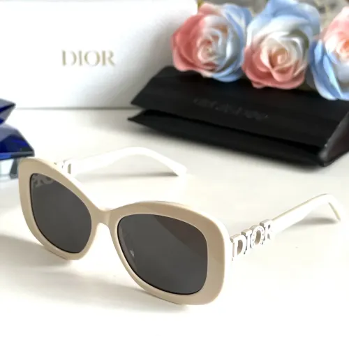 Christian Dior AAA Quality Sunglasses #1436201
