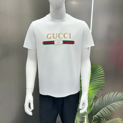 Replica Gucci T-Shirts Short Sleeved For Unisex #1436314 $68.00 USD for Wholesale