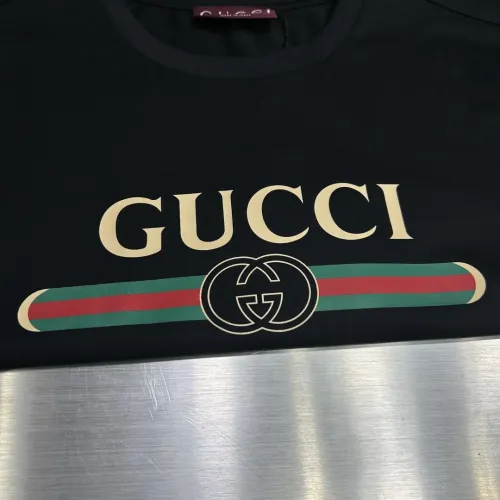 Replica Gucci T-Shirts Short Sleeved For Unisex #1436317 $68.00 USD for Wholesale