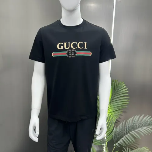 Replica Gucci T-Shirts Short Sleeved For Unisex #1436317 $68.00 USD for Wholesale