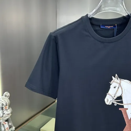 Replica Louis Vuitton LV T-Shirts Short Sleeved For Unisex #1436321 $76.00 USD for Wholesale