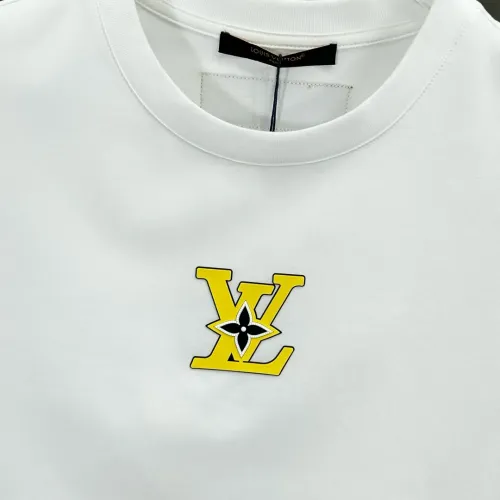 Replica Louis Vuitton LV T-Shirts Short Sleeved For Unisex #1436322 $64.00 USD for Wholesale