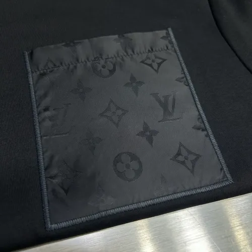 Replica Louis Vuitton LV T-Shirts Short Sleeved For Men #1436369 $64.00 USD for Wholesale