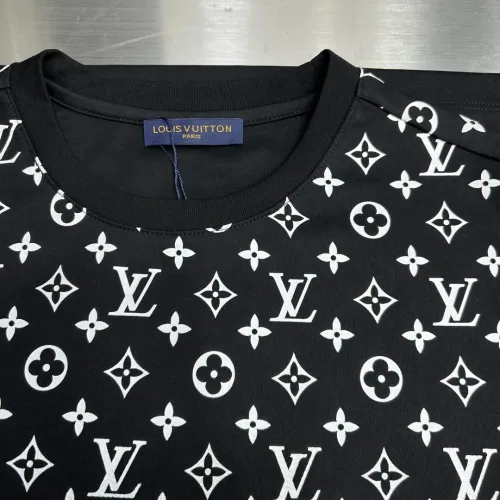 Replica Louis Vuitton LV T-Shirts Short Sleeved For Men #1436372 $68.00 USD for Wholesale