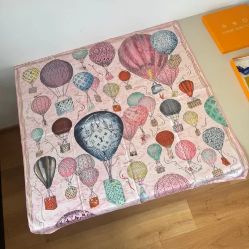 Louis Vuitton Silk Squares #1436415