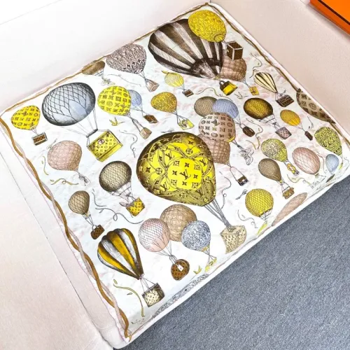 Louis Vuitton Silk Squares #1436550