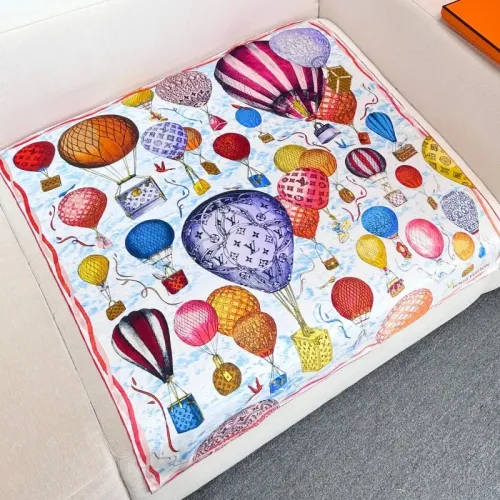 Louis Vuitton Silk Squares #1436552