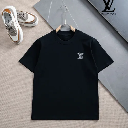 Louis Vuitton LV T-Shirts Short Sleeved For Unisex #1436683