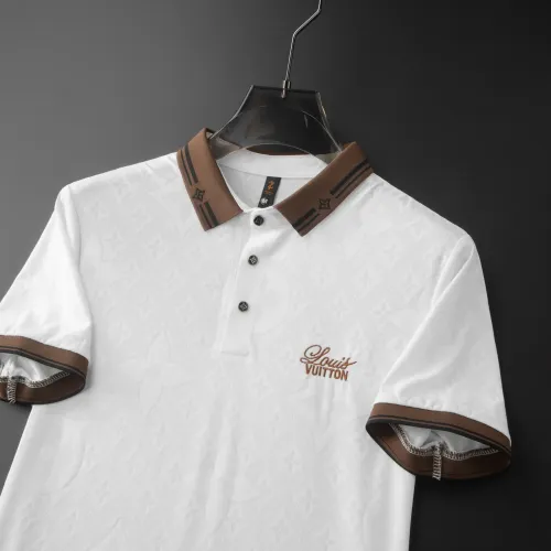 Replica Louis Vuitton LV T-Shirts Short Sleeved For Men #1436702 $45.00 USD for Wholesale