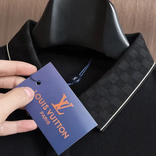 Replica Louis Vuitton LV T-Shirts Short Sleeved For Men #1436858 $48.00 USD for Wholesale