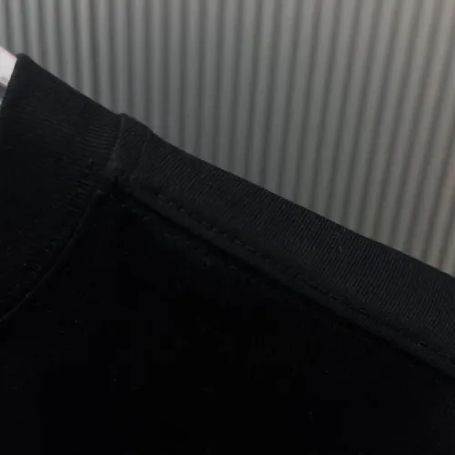 Replica Off-White T-Shirts Short Sleeved For Unisex #1437195 $34.00 USD for Wholesale