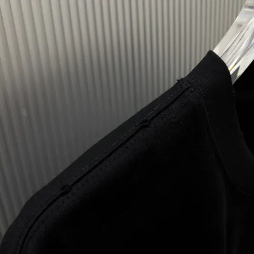 Replica Burberry T-Shirts Short Sleeved For Unisex #1437205 $34.00 USD for Wholesale