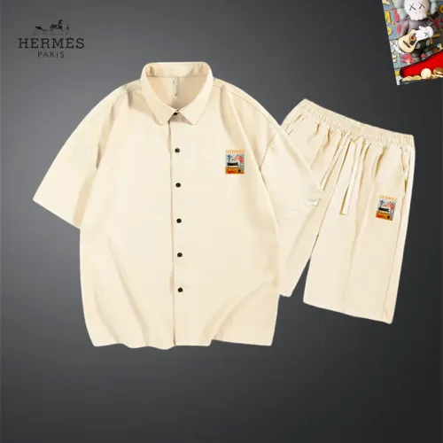 Hermes Tracksuits Short Sleeved For Men #1437597