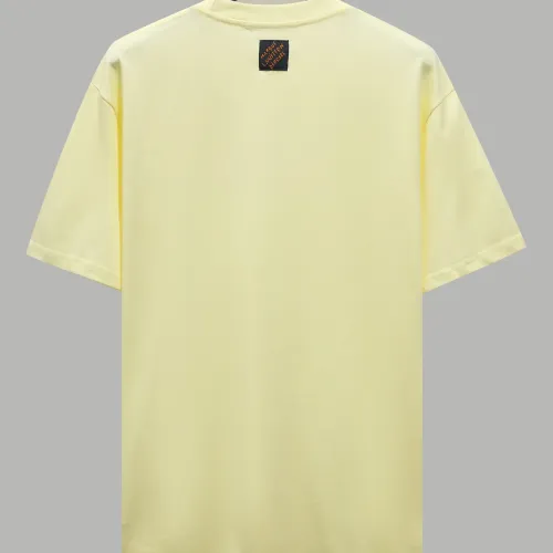 Replica Louis Vuitton LV T-Shirts Short Sleeved For Unisex #1437655 $40.00 USD for Wholesale