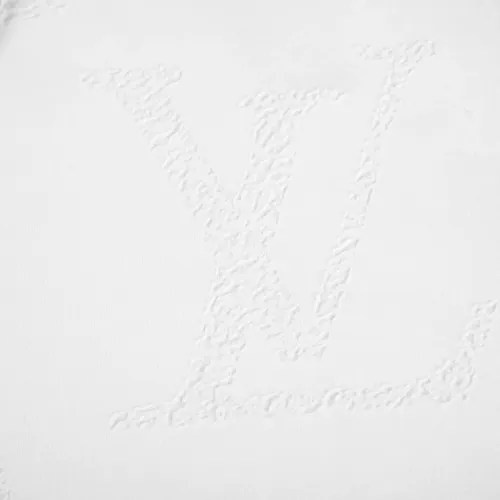 Replica Louis Vuitton LV T-Shirts Short Sleeved For Unisex #1437656 $41.00 USD for Wholesale