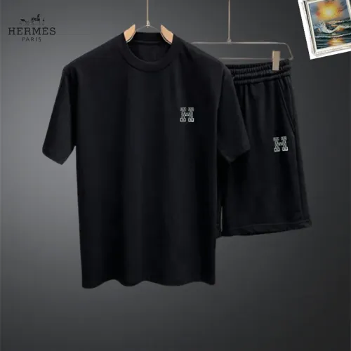 Hermes Tracksuits Short Sleeved For Men #1437682