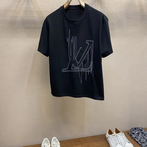 Louis Vuitton LV T-Shirts Short Sleeved For Men #1438327