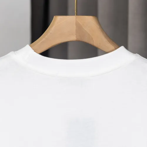 Replica Gucci T-Shirts Short Sleeved For Men #1438833 $36.00 USD for Wholesale