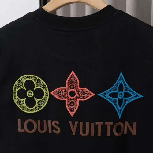 Replica Louis Vuitton LV T-Shirts Short Sleeved For Men #1438866 $36.00 USD for Wholesale