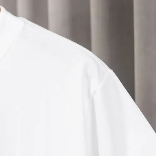 Replica Louis Vuitton LV T-Shirts Short Sleeved For Men #1438869 $36.00 USD for Wholesale