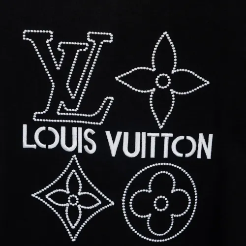 Replica Louis Vuitton LV T-Shirts Short Sleeved For Men #1438872 $36.00 USD for Wholesale