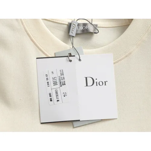 Replica Christian Dior T-Shirts Short Sleeved For Unisex #1438940 $45.00 USD for Wholesale
