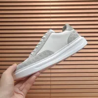 $115.00 USD Louis Vuitton Casual Shoes For Men #1434725