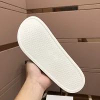 $42.00 USD Givenchy Slippers For Women #1435358