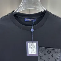 $64.00 USD Louis Vuitton LV T-Shirts Short Sleeved For Men #1436369