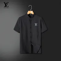 $64.00 USD Louis Vuitton LV Tracksuits Short Sleeved For Unisex #1436740