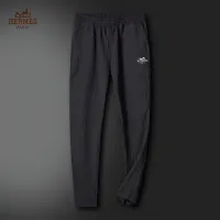 $64.00 USD Hermes Tracksuits Short Sleeved For Unisex #1436764