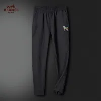 $64.00 USD Hermes Tracksuits Short Sleeved For Unisex #1436767