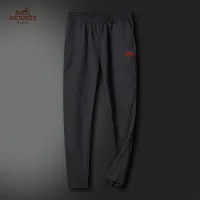 $64.00 USD Hermes Tracksuits Short Sleeved For Unisex #1436794